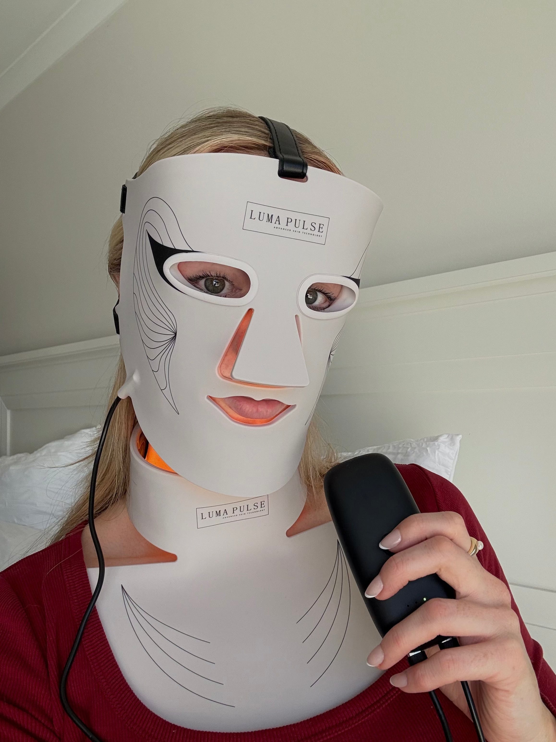 Luma Pulse Luma Pulse LED Light Therapy Mask for the Face, Neck & Chest